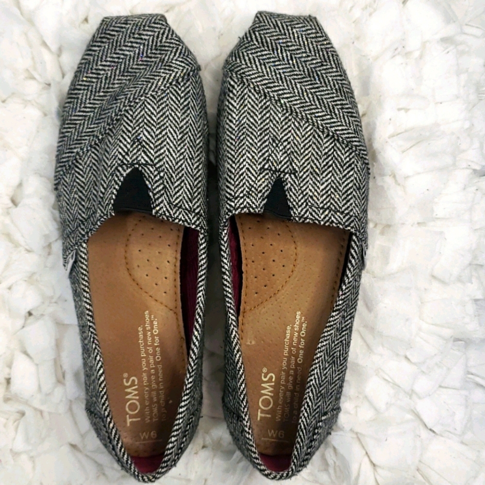 Toms Classics Women's Size 6 Black Metallic Herringbone Shoes - Picture 5 of 12
